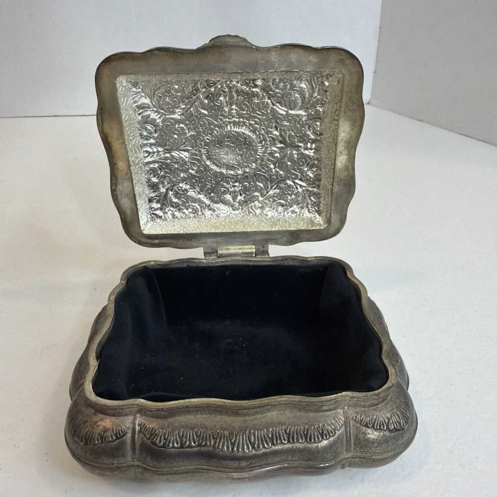 N/A beautiful silver